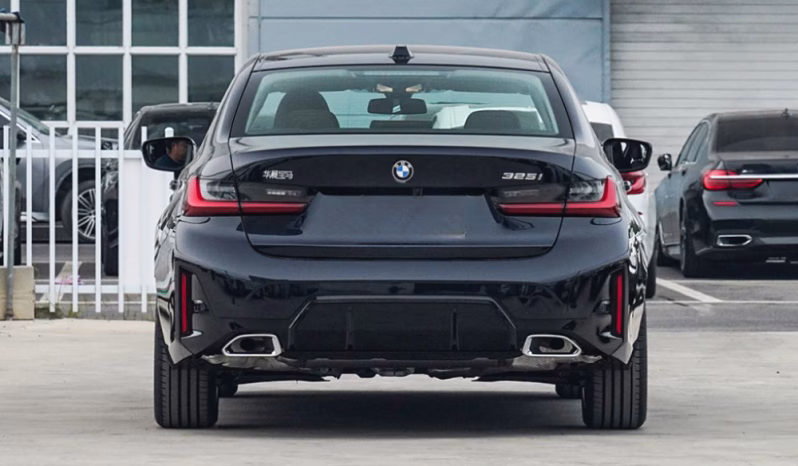 
								BMW 325i 2025 full									