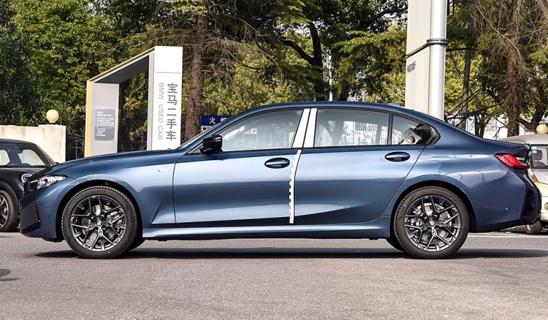 
								BMW 330Li 2025 full									