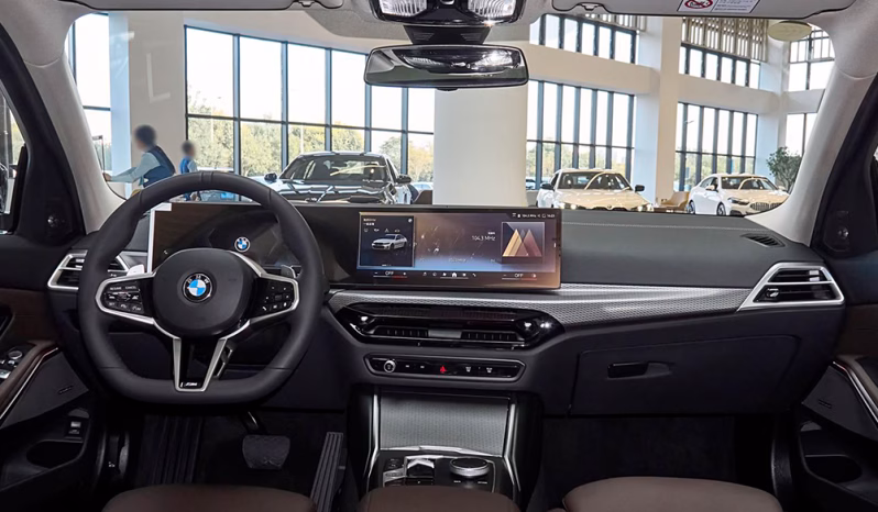 
								BMW 330Li 2025 full									