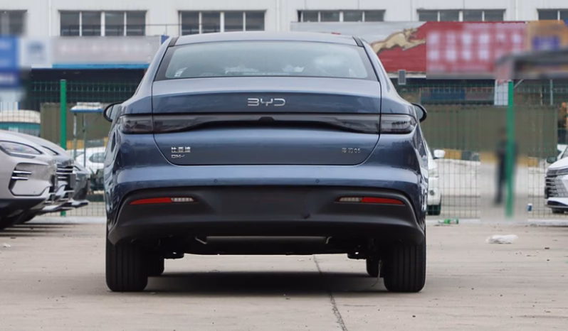 
								BYD Seal 05 DM-i Plug-in Hybrid Sedan — China Version full									
