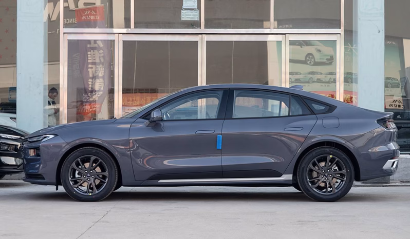 
								Ford Mondeo EcoBoost 2025 full									