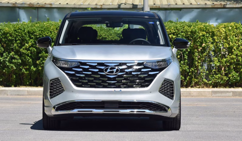 
								Hyundai Custo 2024 full									
