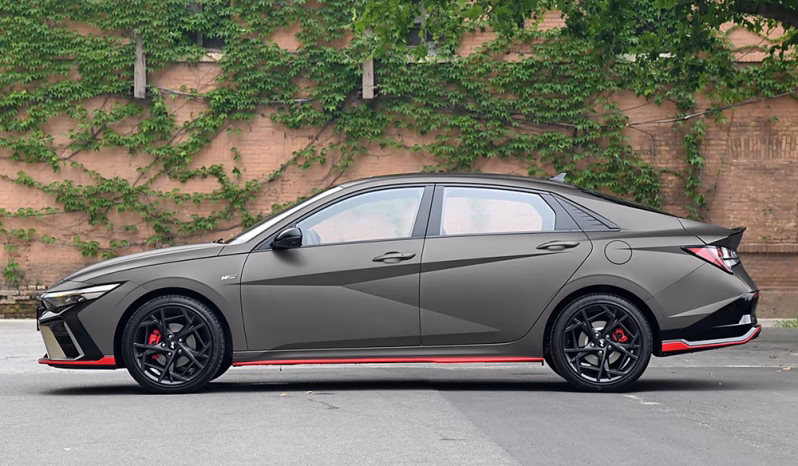 
								Hyundai Elantra 2023 full									