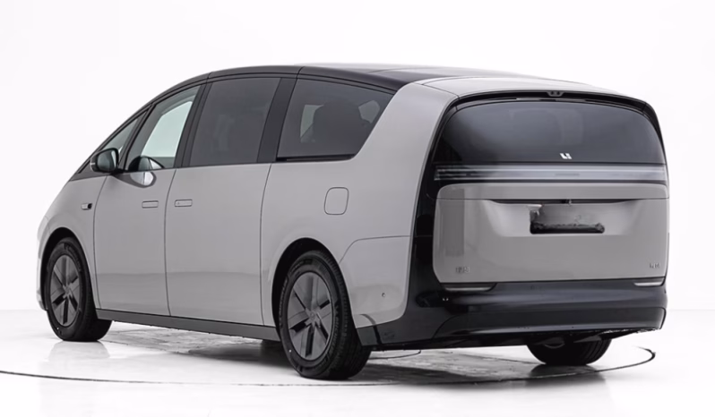 
								LiAuto MEGA 2024 full									