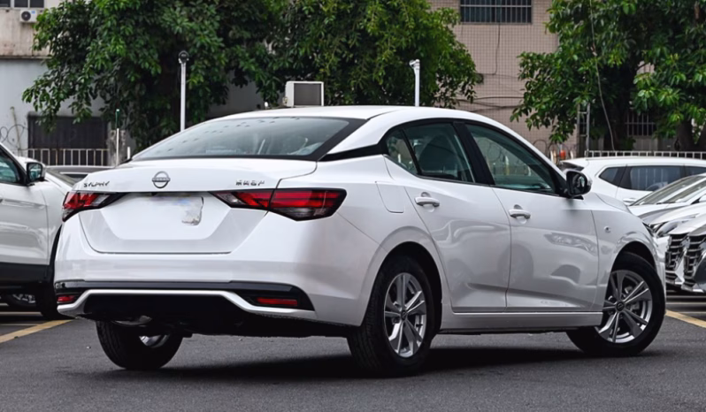 
								Nissan Sylphy 1.6L CVT 2025 full									