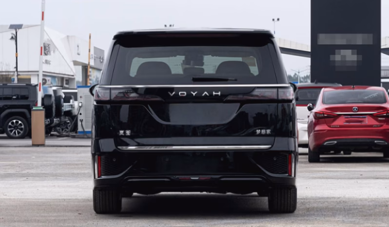 
								Voyah Dreamer PHEV 2025 full									