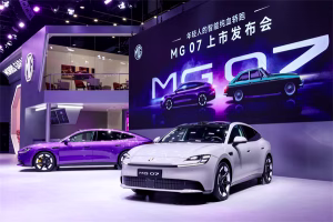 MG 07 electric and plug-in hybrid fastback at its China launch