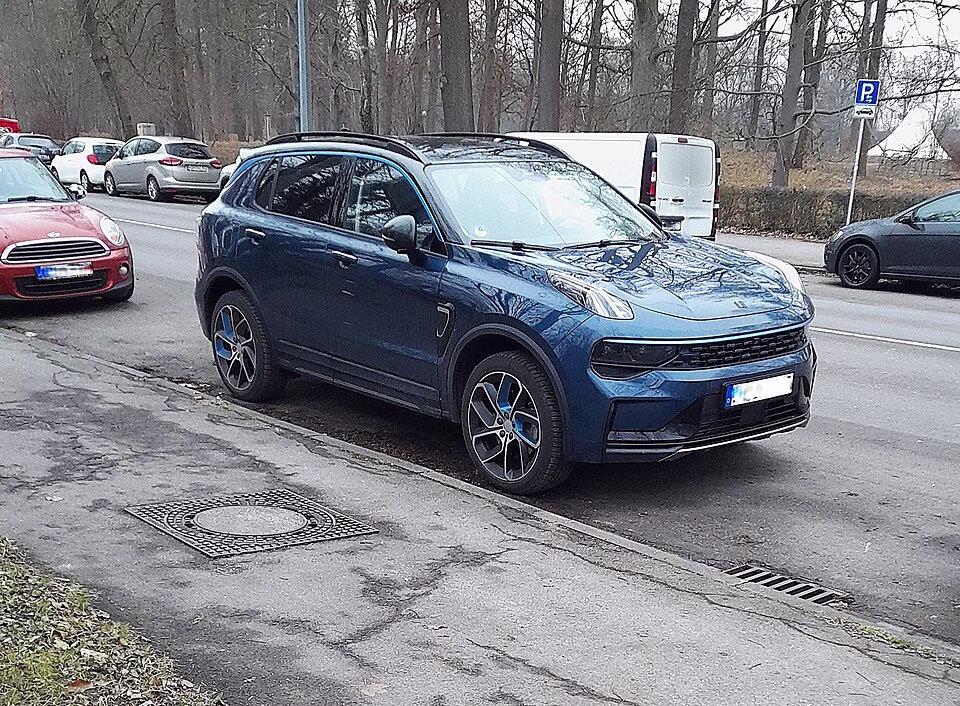Lynk & Co 01 SUV