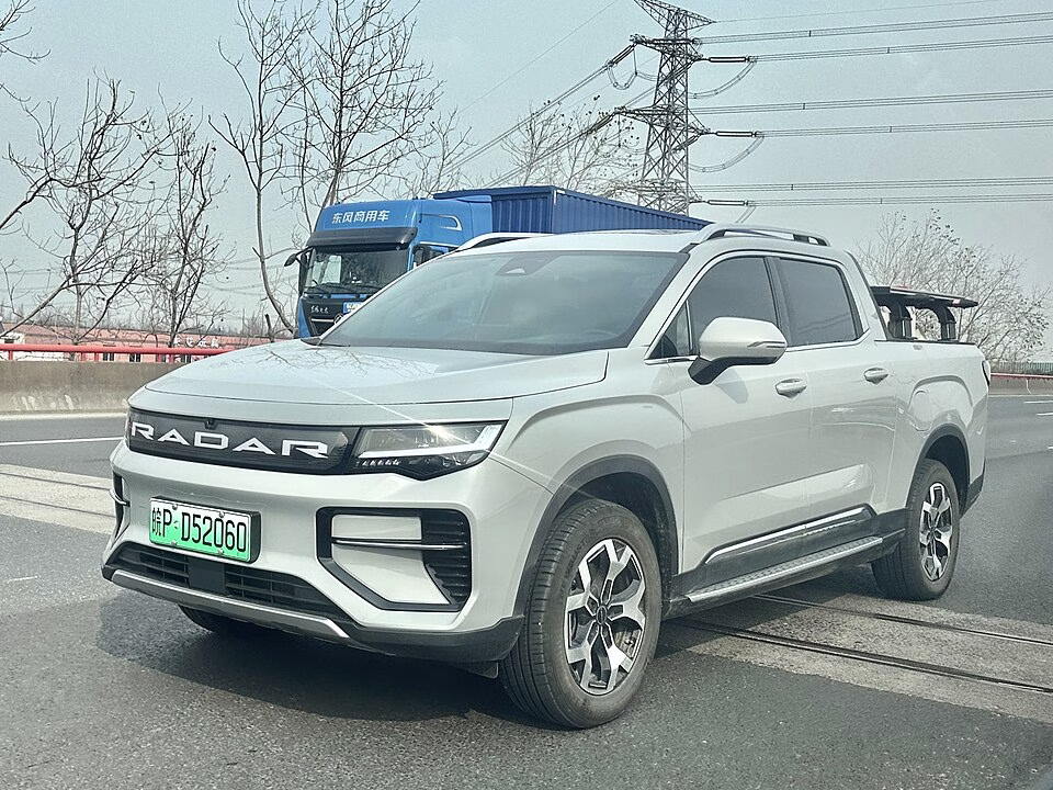 Radar RD6 electric pickup, representative of the Radar Horizon model family