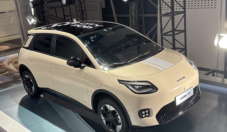 Aion UT electric hatchback
