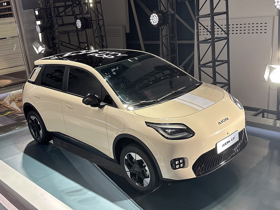 Aion UT electric hatchback
