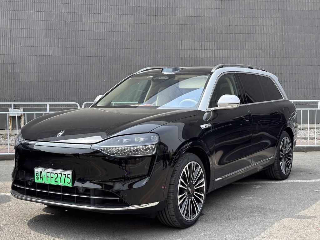 AITO M9 SUV exterior; model-family reference photograph