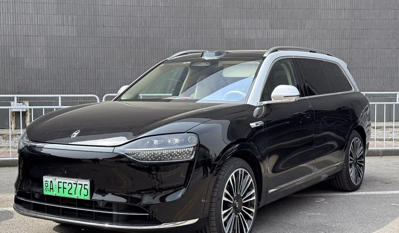 AITO M9 SUV exterior; model-family reference photograph