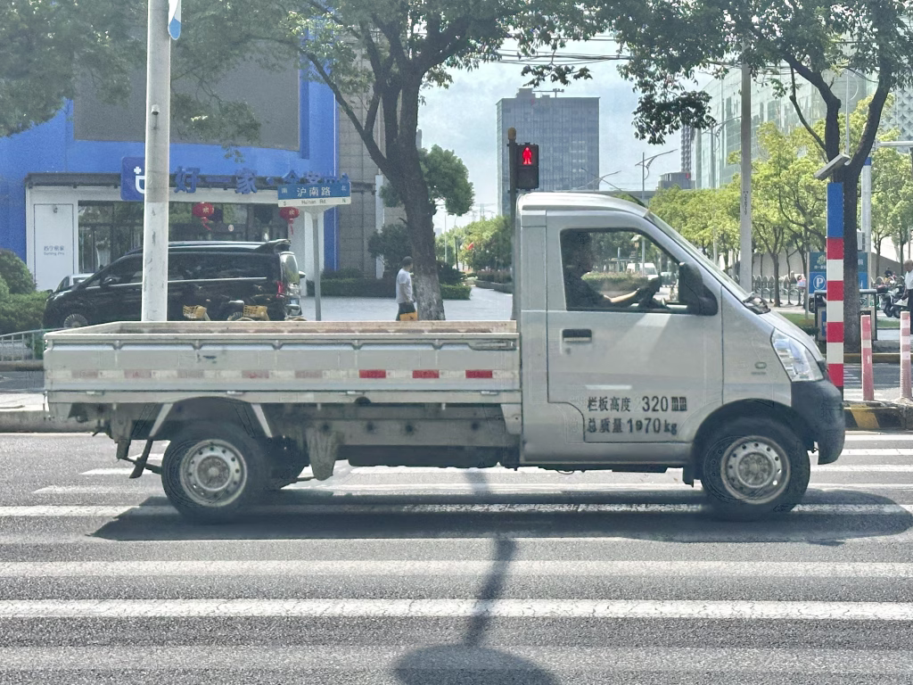 Wuling Rongguang Xiaoka single-cab reference — 2026