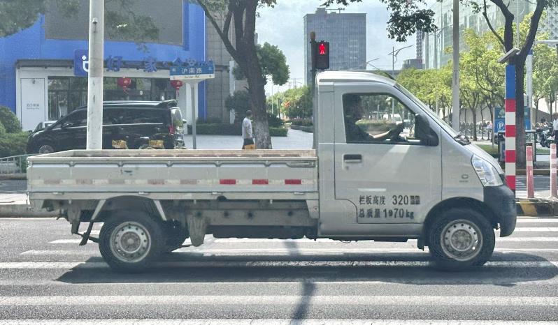 Wuling Rongguang Xiaoka single-cab reference — 2026