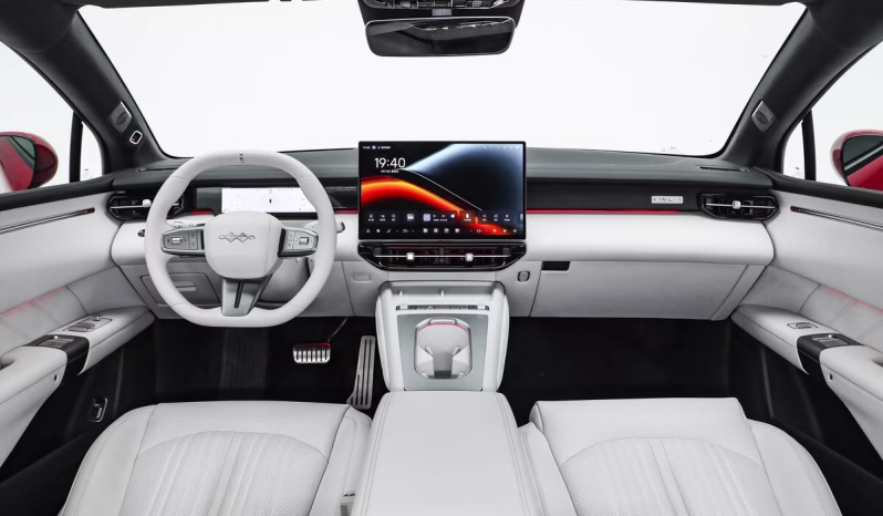 
								Fangchengbao Formula S 900KM DiSus-M RWD EV 2026 full									