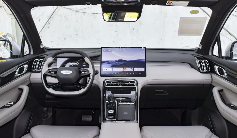 
								Geely Boyue L i-HEV Zhixing 2027 full									